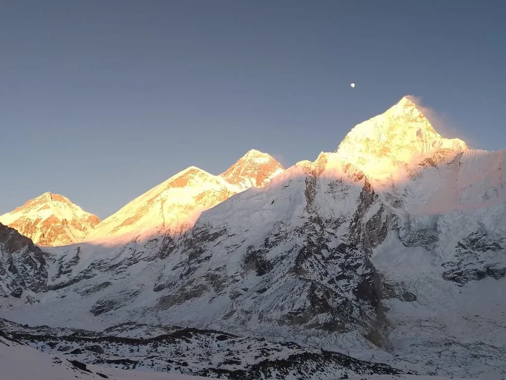 Everest Sunrise View from Kala Patthar