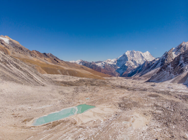 trekking in nepal