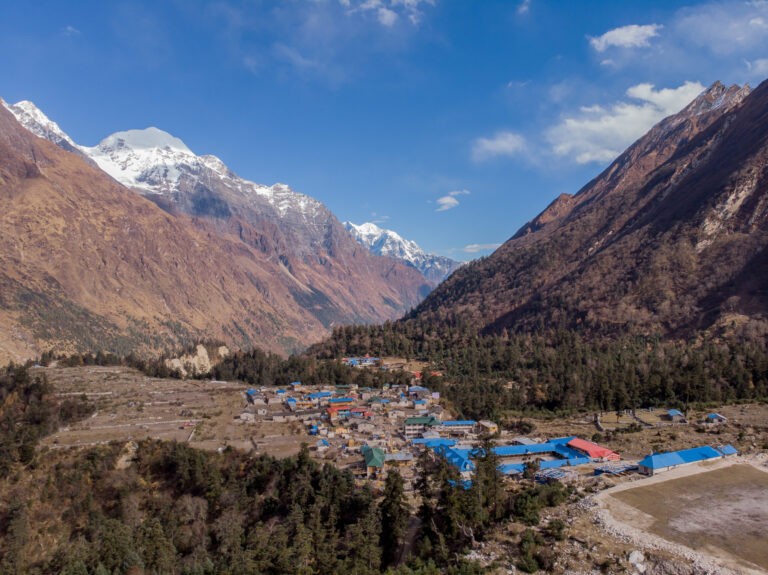 manaslu circuit trek route