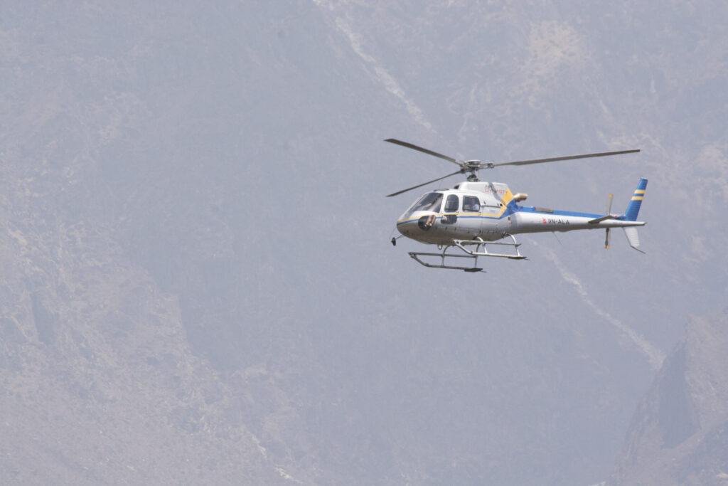 Helicopter tour